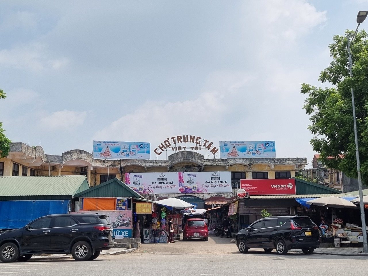 Chợ trung tâm Việt Trì